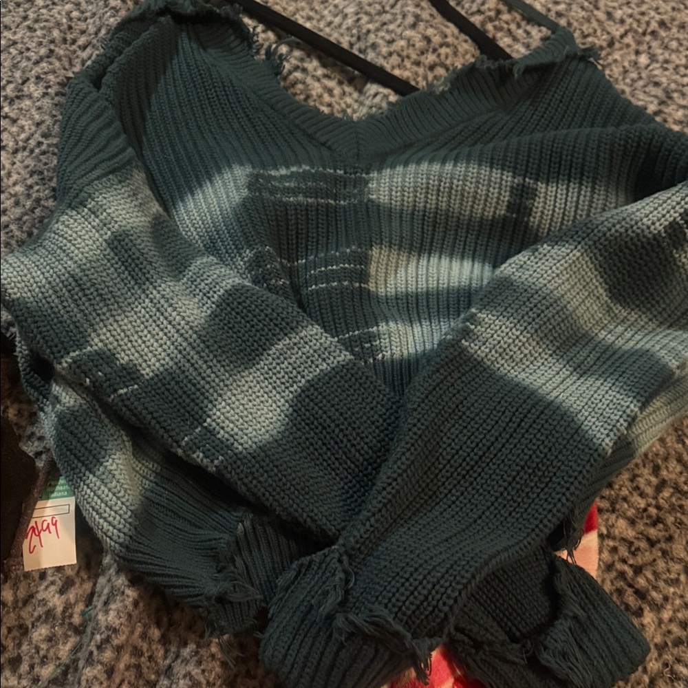 Forever 21 Green Off-the-Shoulder Sweater